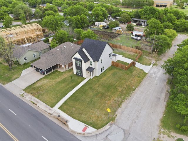 4621 Mccart Avenue, Fort Worth, TX 76115