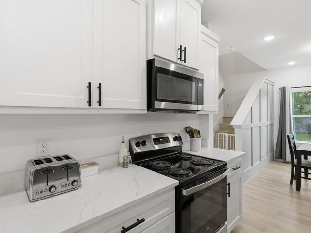 4621 Mccart Avenue, Fort Worth, TX 76115