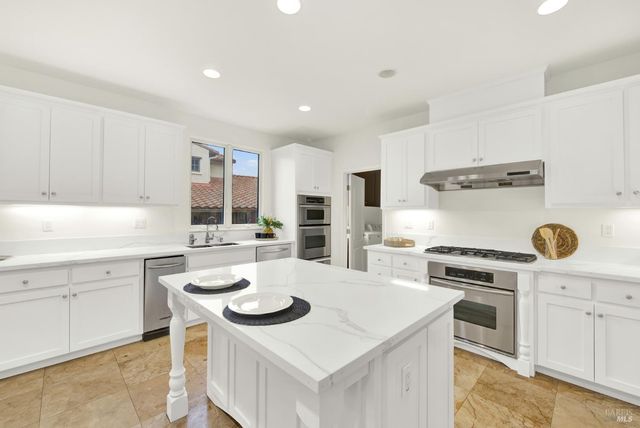 3127 Olympic Rd, Fairfield, CA 94534