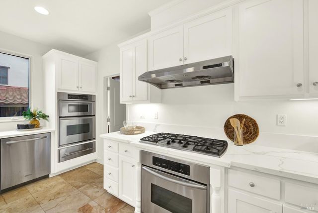 3127 Olympic Rd, Fairfield, CA 94534