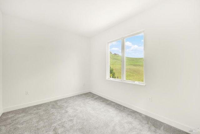 3127 Olympic Rd, Fairfield, CA 94534