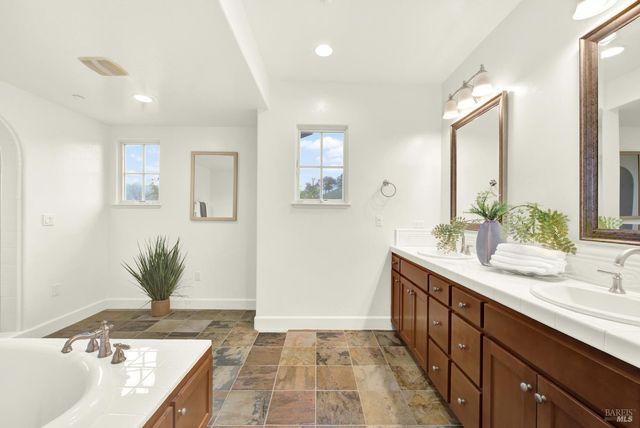 3127 Olympic Rd, Fairfield, CA 94534