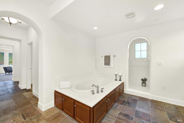 3127 Olympic Rd, Fairfield, CA 94534