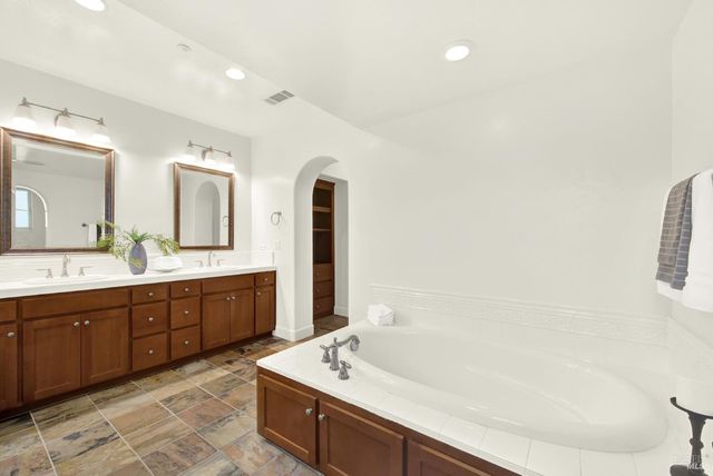 3127 Olympic Rd, Fairfield, CA 94534