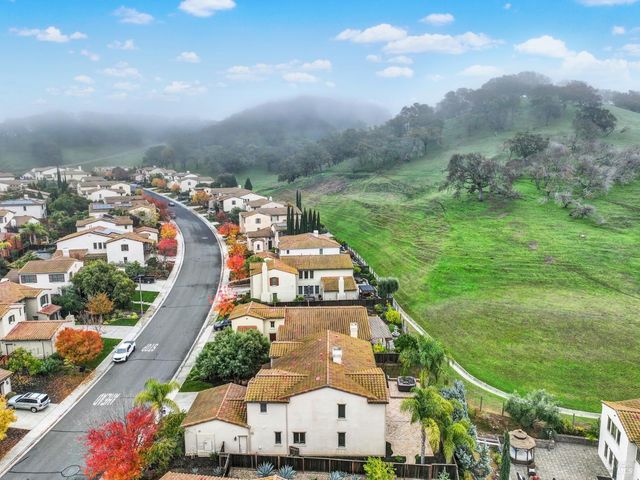 3127 Olympic Rd, Fairfield, CA 94534