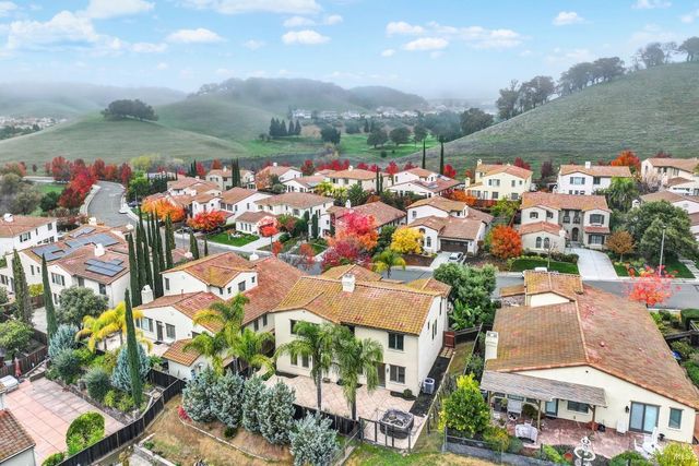 3127 Olympic Rd, Fairfield, CA 94534