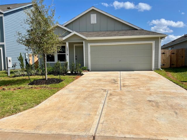 15716 Plum Brook Drive, Conroe, TX 77303