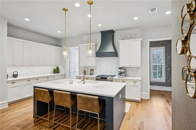 3479 Landen Pine Court, Atlanta, GA 30305