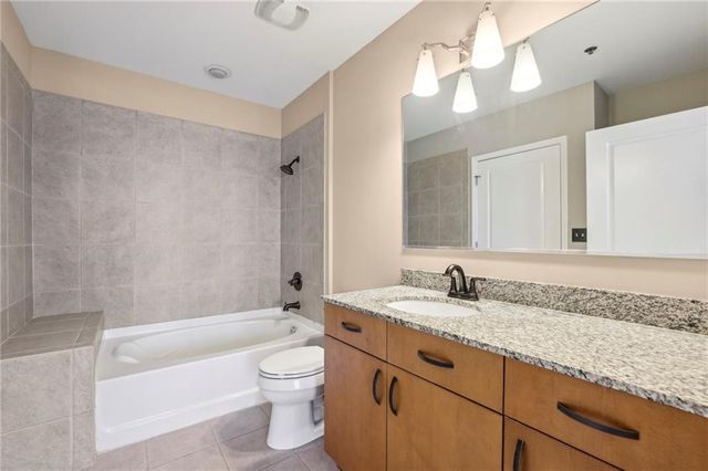 950 W Peachtree NW Street 1613, Atlanta, GA 30309