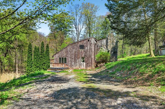 360 Buttermilk Falls Road, Warwick, NY 10990
