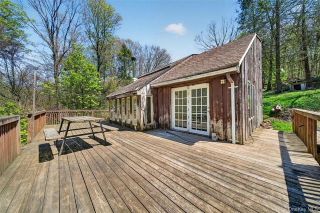 360 Buttermilk Falls Road, Warwick, NY 10990