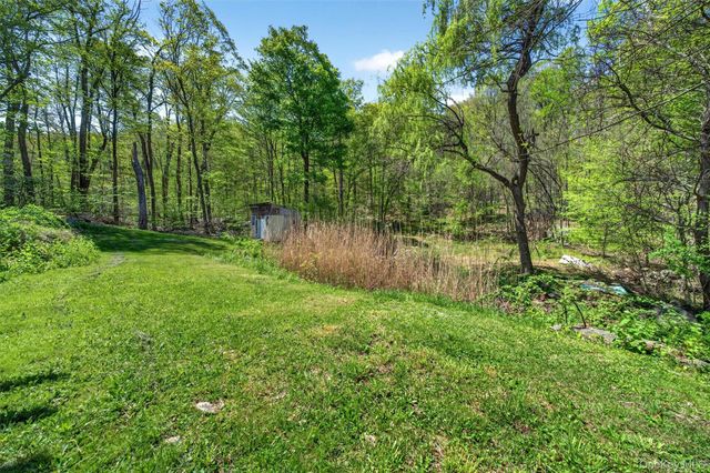 360 Buttermilk Falls Road, Warwick, NY 10990