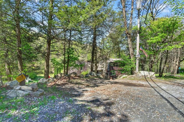 360 Buttermilk Falls Road, Warwick, NY 10990