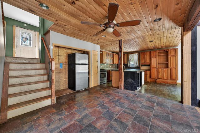360 Buttermilk Falls Road, Warwick, NY 10990