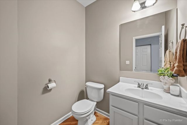 375 WOLCOTT Lane 375, Batavia, IL 60510