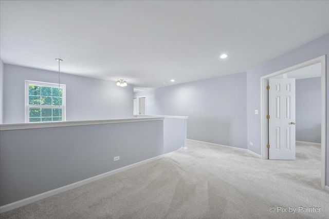 375 WOLCOTT Lane 375, Batavia, IL 60510