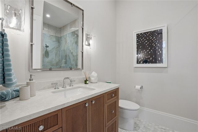 510 Neapolitan LN, Naples, FL 34103