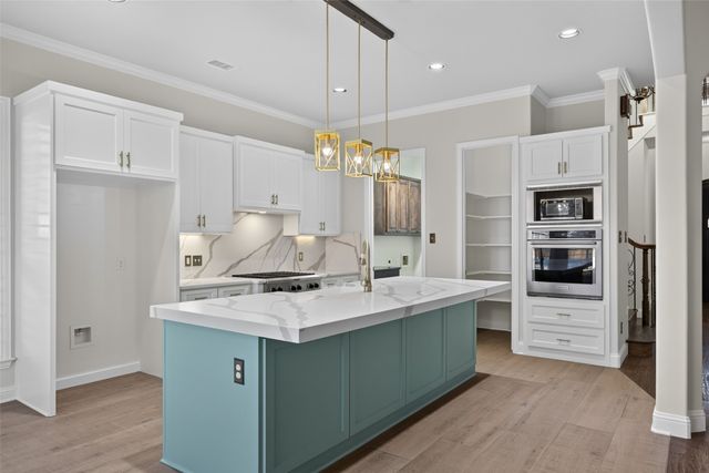 6947 Seabreeze Drive, Grand Prairie, TX 75054