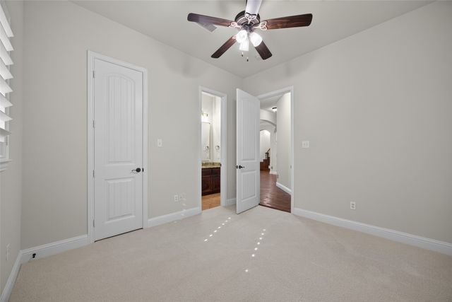 6947 Seabreeze Drive, Grand Prairie, TX 75054