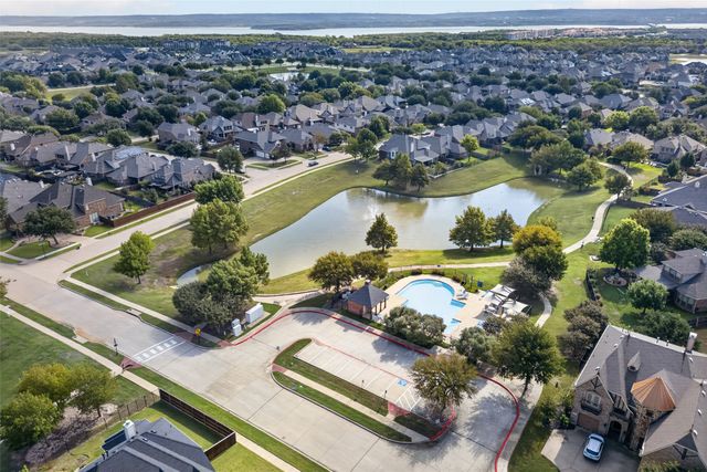 6947 Seabreeze Drive, Grand Prairie, TX 75054