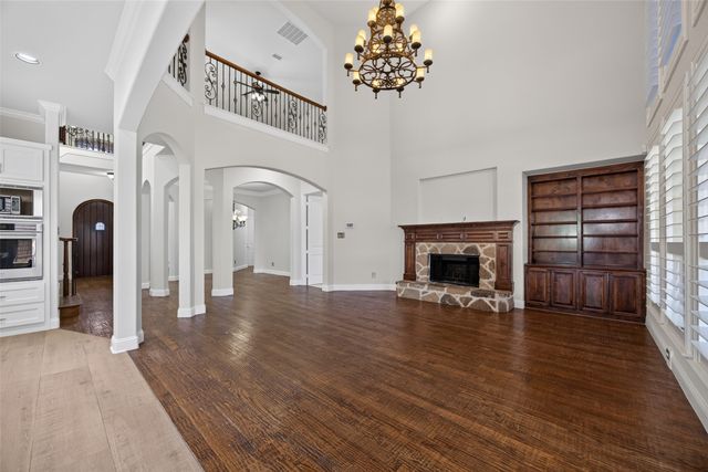 6947 Seabreeze Drive, Grand Prairie, TX 75054
