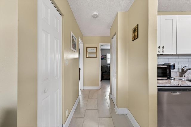 5925 TERRACE PARK DRIVE N 203, St Petersburg, FL 33709