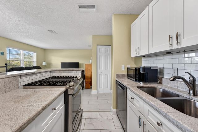 5925 TERRACE PARK DRIVE N 203, St Petersburg, FL 33709