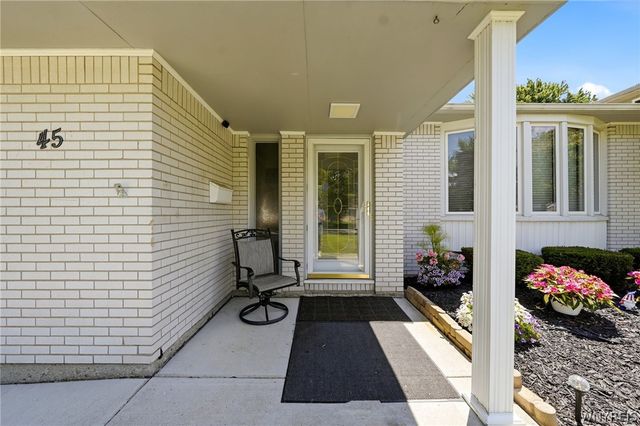 45 Mahogany Drive, Amherst, NY 14221