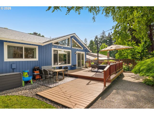 12225 Sw SPRING Ct, Portland, OR 97225