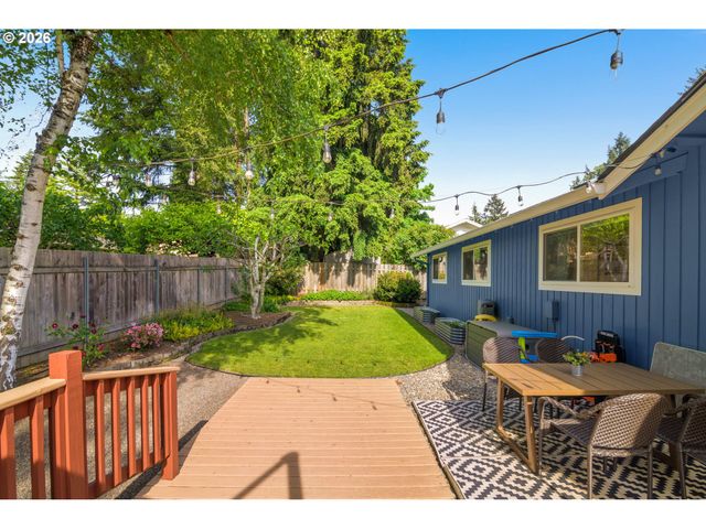 12225 Sw SPRING Ct, Portland, OR 97225