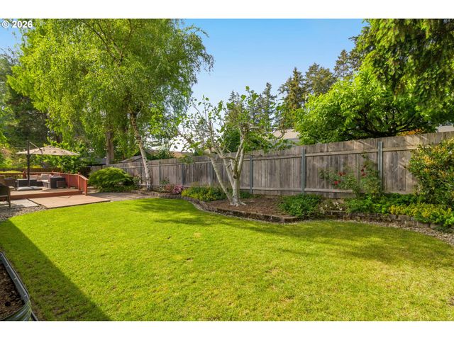 12225 Sw SPRING Ct, Portland, OR 97225
