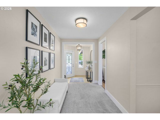 12225 Sw SPRING Ct, Portland, OR 97225