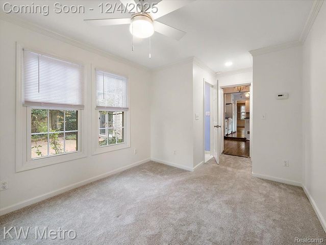 340 Kercheval Avenue, Grosse Pointe Farms, MI 48236