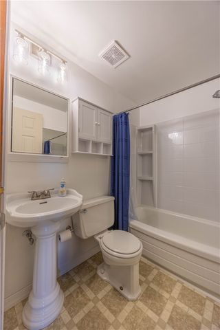 4340 Frederick Dr, Allegheny Twp, PA 15068