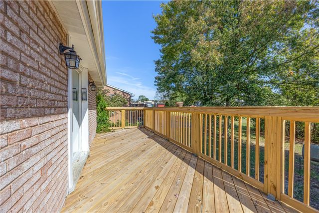 4340 Frederick Dr, Allegheny Twp, PA 15068