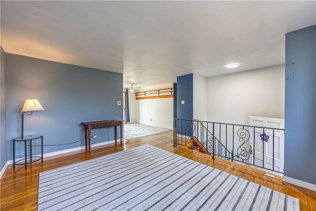 4340 Frederick Dr, Allegheny Twp, PA 15068