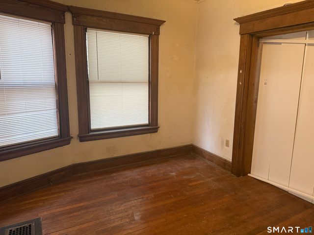 1269 Park Avenue, Bridgeport, CT 06604