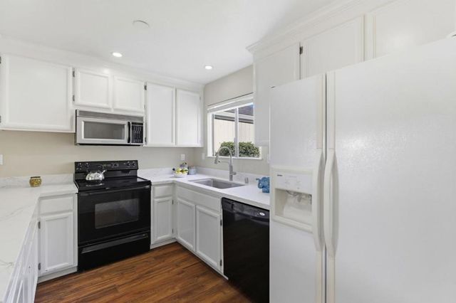 22674 Silver Oak Court, Cupertino, CA 95014