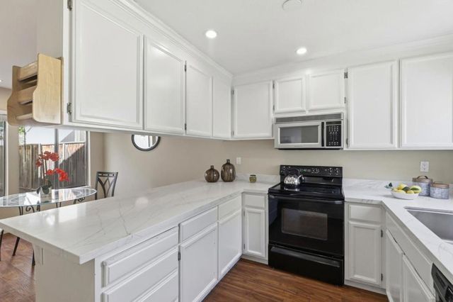 22674 Silver Oak Court, Cupertino, CA 95014