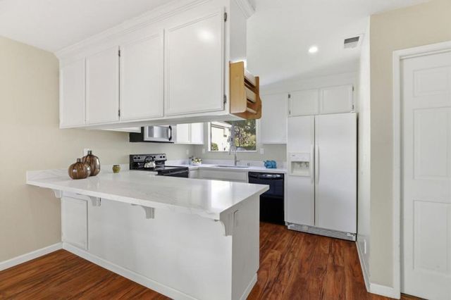 22674 Silver Oak Court, Cupertino, CA 95014