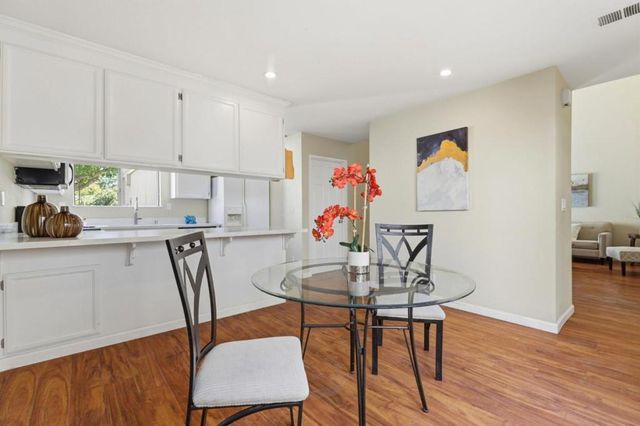 22674 Silver Oak Court, Cupertino, CA 95014