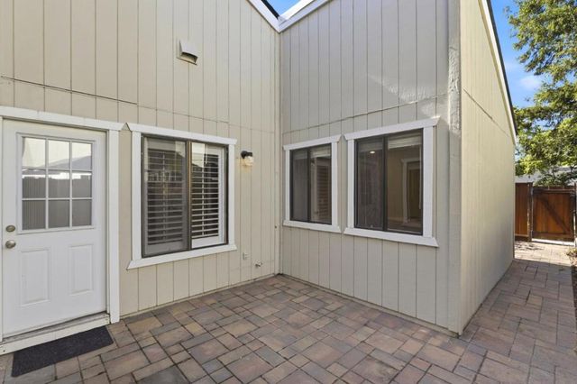 22674 Silver Oak Court, Cupertino, CA 95014