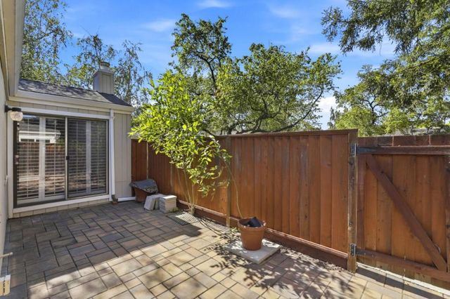 22674 Silver Oak Court, Cupertino, CA 95014
