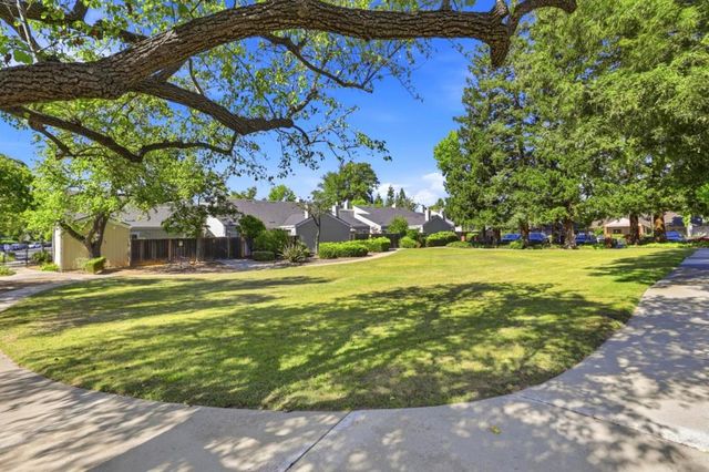 22674 Silver Oak Court, Cupertino, CA 95014