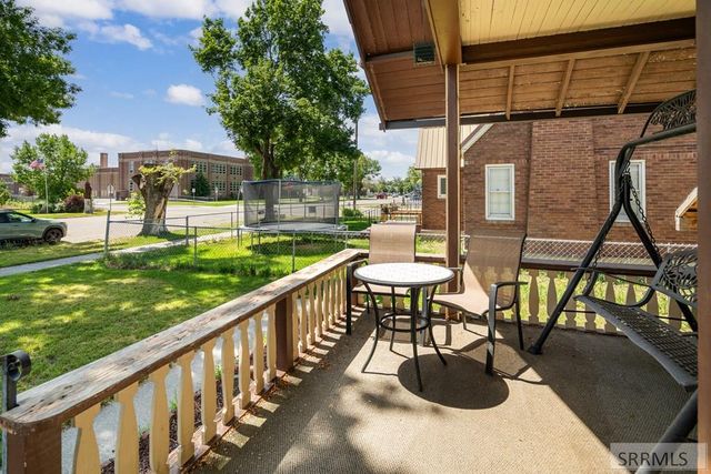 19 N Shilling Avenue, Blackfoot, ID 83221