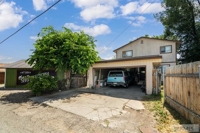 19 N Shilling Avenue, Blackfoot, ID 83221