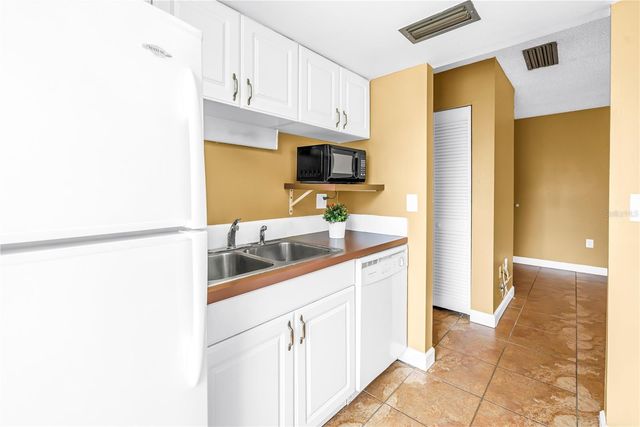 1310 83RD AVENUE N D, St Petersburg, FL 33702