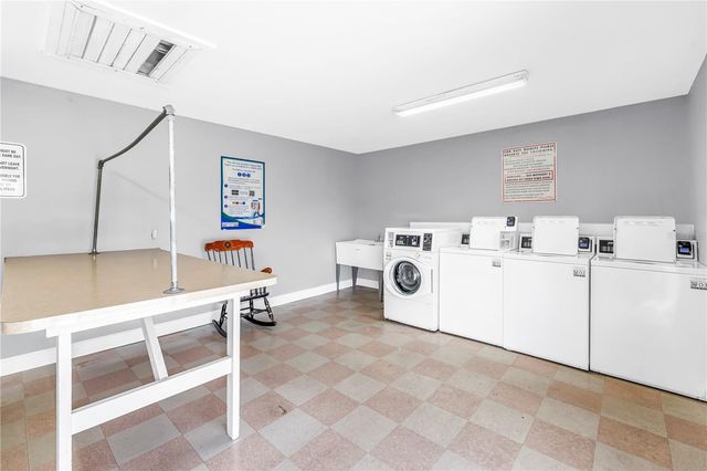 1310 83RD AVENUE N D, St Petersburg, FL 33702