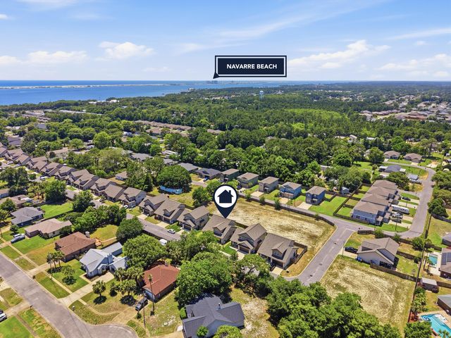 2331 Hadleigh Hills Court, Navarre, FL 32566
