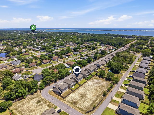 2331 Hadleigh Hills Court, Navarre, FL 32566